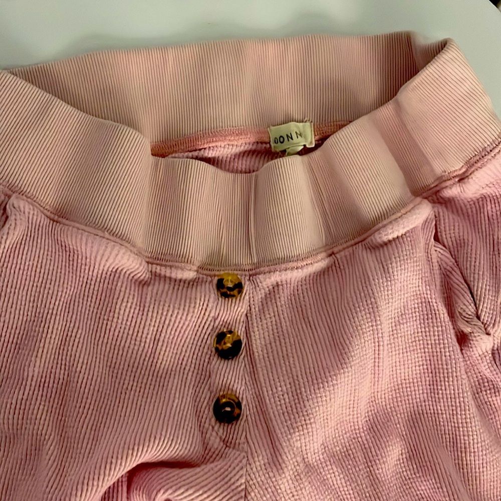 Donni bubble gum pink pants